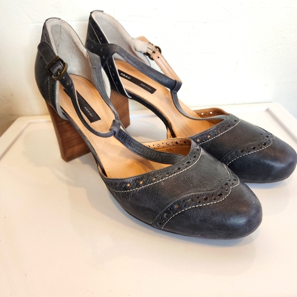 FRAU Itlaian Handmade T strap Maryjane Leather Heels - Picture 1 of 5